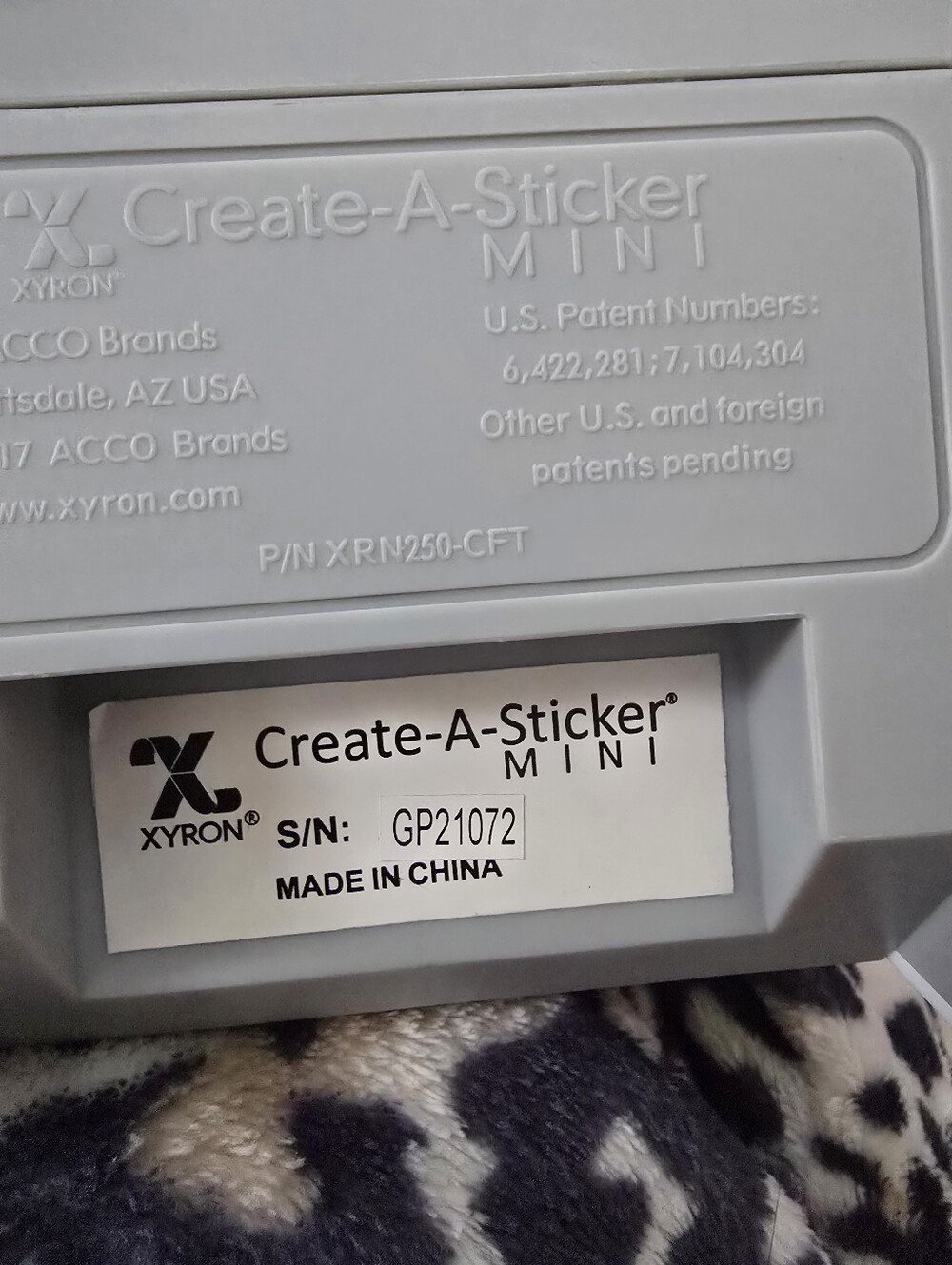 Create-A-Sticker Mini Sticker Maker in Blue & White - Picture 10 of 10